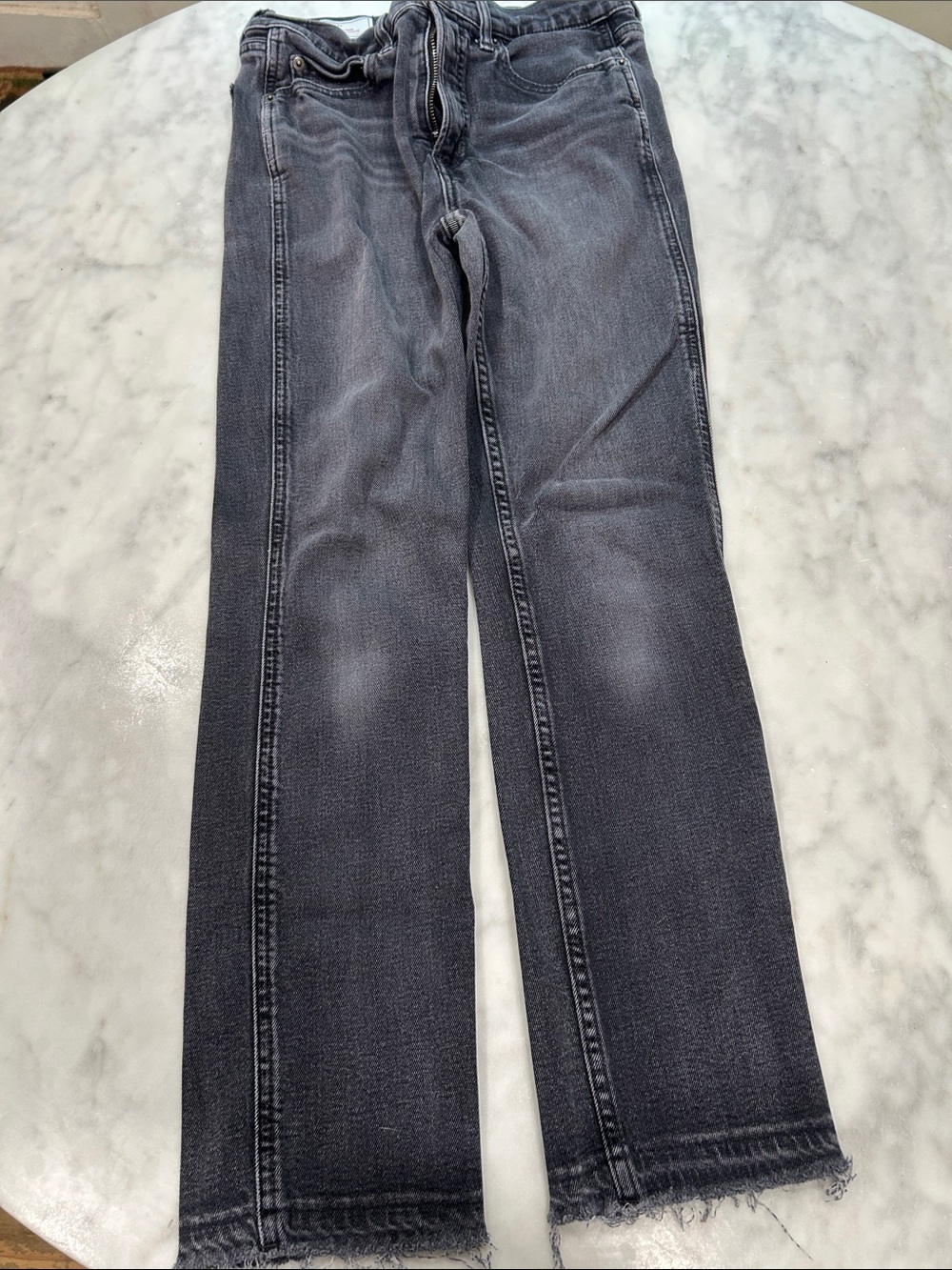 Gap Women’s High-Rise Slime Jeans in Charcoal Faded Black